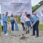 EN SAN ANTONIO OCOPETLATLÁN COMIENZA PAVIMENTACIÓN DE CALLE VICENTE GUERRERO