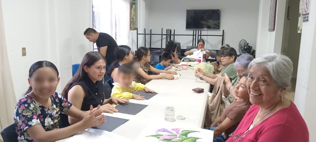 TALLERES DE VERANO DE CECADE UNEN A PADRES E HIJOS