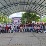 CAPACITAN A ALUMNOS DE LA CEIBA CON CARRERAS DEL CECADE XICOTEPEC