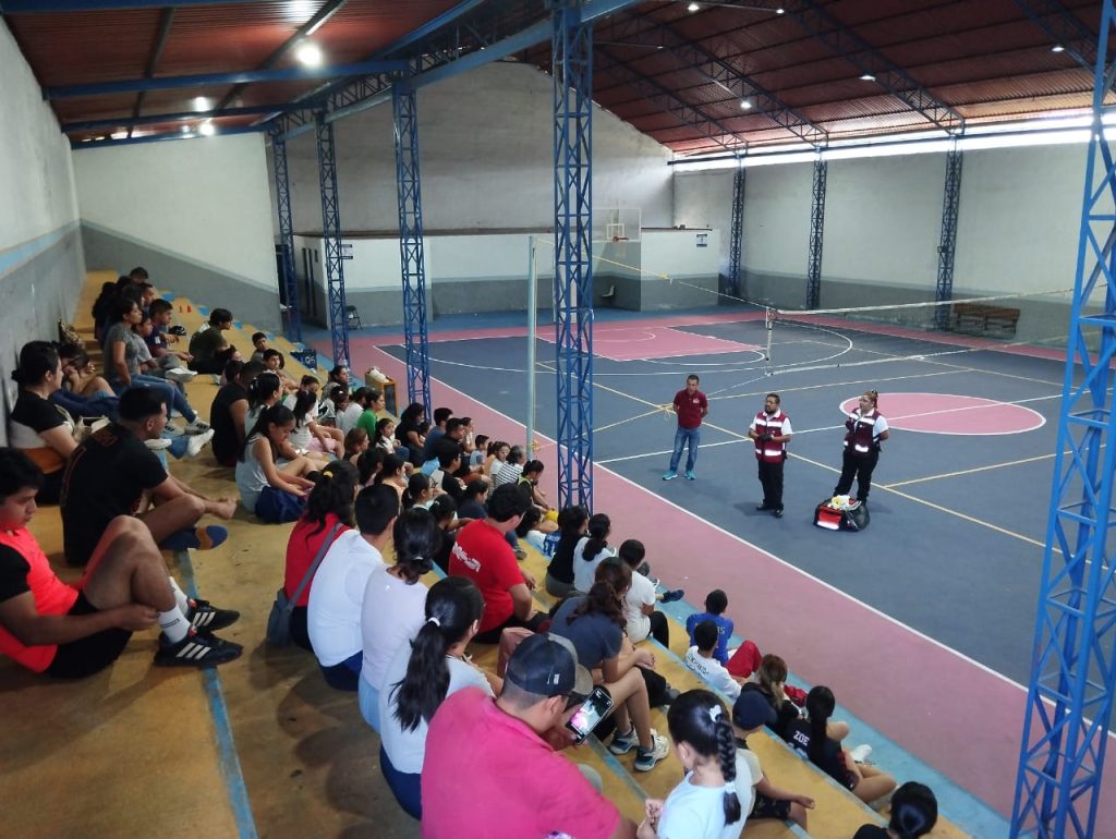 CAPACITAN SOBRE PRIMEROS AUXILIOS A NIÑOS, PADRES Y ATLETAS