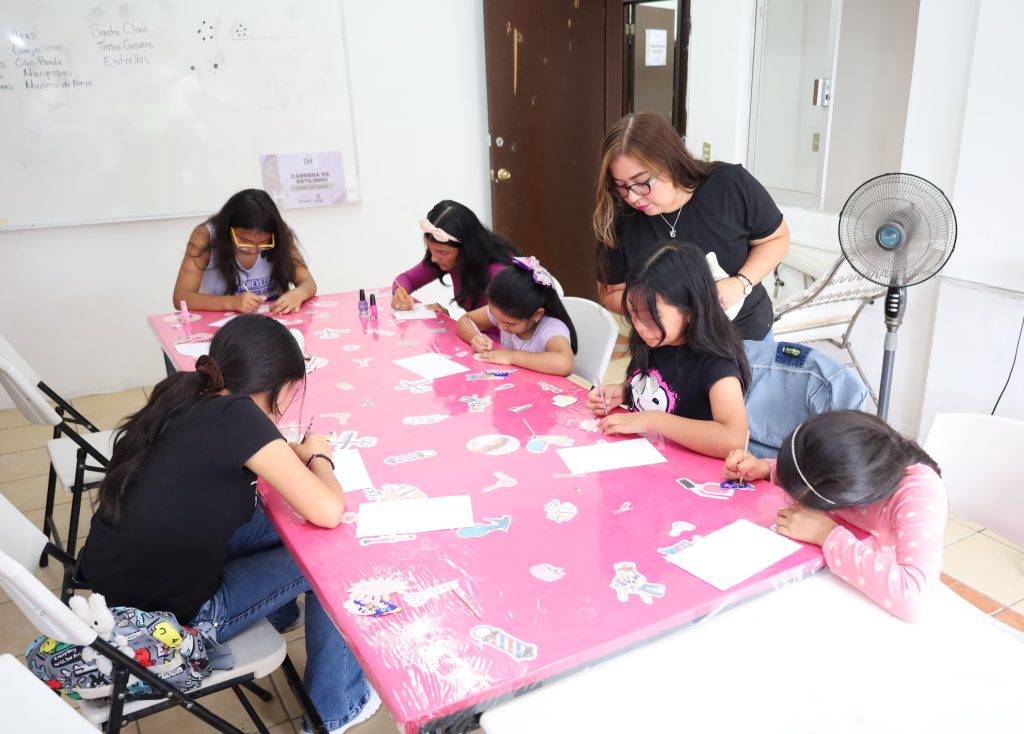 COMIENZAN TALLERES INTERACTIVOS DE VERANO DE CECADE PARA NIÑAS Y NIÑOS