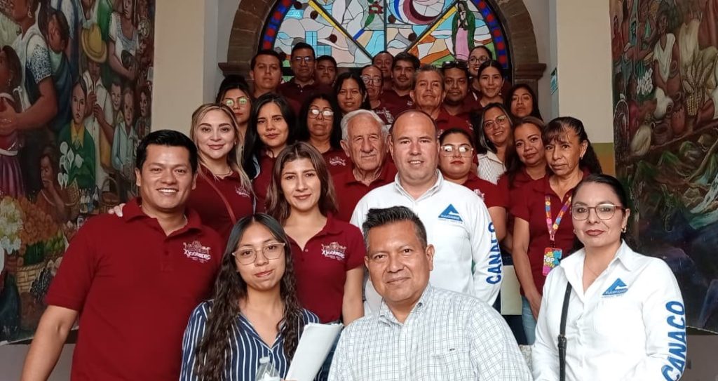 CAPACITAN A MIEMBROS DEL AYUNTAMIENTO EN USO DE INTELIGENCIA ARTIFICIAL