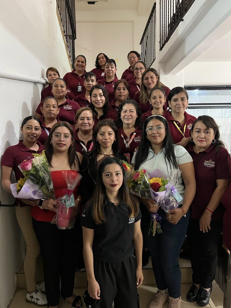 DIF RECONOCE SERVICIO SOCIAL DE PASANTES