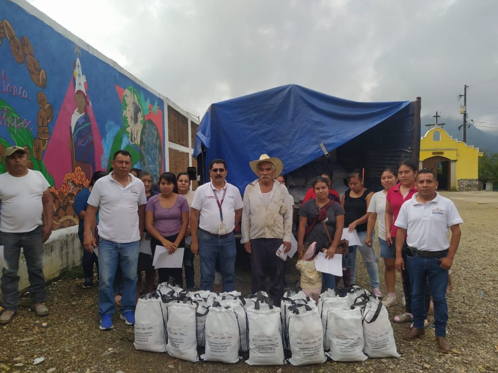 BENEFICIARIOS DE COMUNIDADES RECIBEN DESPENSAS DE PROGRAMAS ALIMENTARIOS