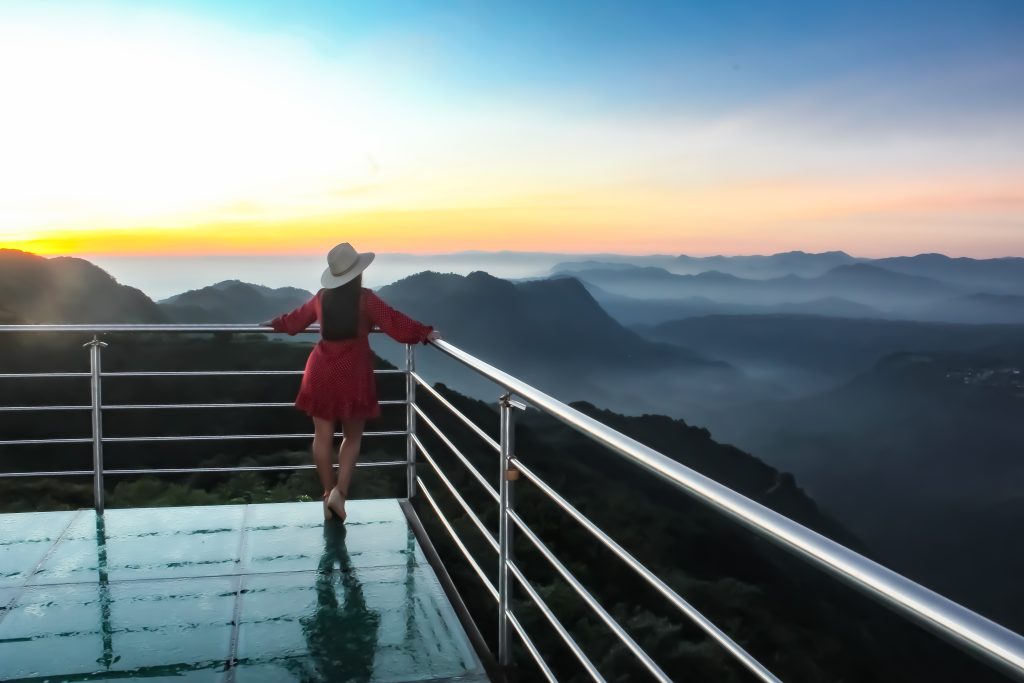 SENDERO Y CRUZ CELESTIAL