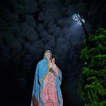 MONUMENTAL ESCULTURA DE LA VIRGEN DE GUADALUPE