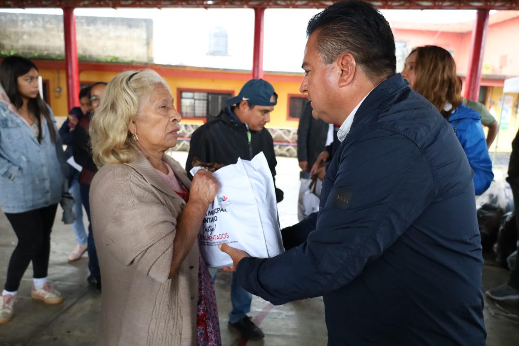 APOYO LLEGA A SAN AGUSTÍN GRACIAS A COORDINACIÓN ENTRE AYUNTAMIENTO, PEMEX E IBA