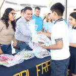 ENTREGAN ÚTILES ESCOLARES A NIÑAS Y NIÑOS DAMNIFICADOS POR LLUVIAS