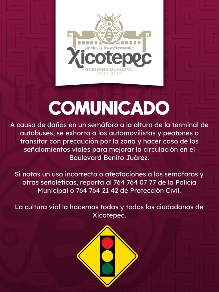 POR CHOQUE DE AUTOMÓVIL CONTRA SEMÁFORO, EXHORTAN AUTORIDADES A MANEJAR CON PRECAUCIÓN