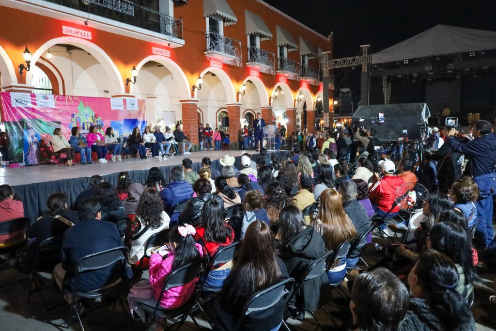 RECONOCEN A NEGOCIOS POR TRAYECTORIA Y CONTRIBUCIÓN A XICOTEPEC